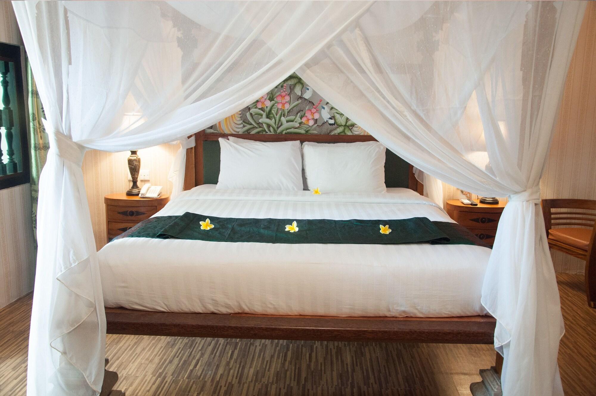 Puri Saron Senggigi Hotel Екстер'єр фото