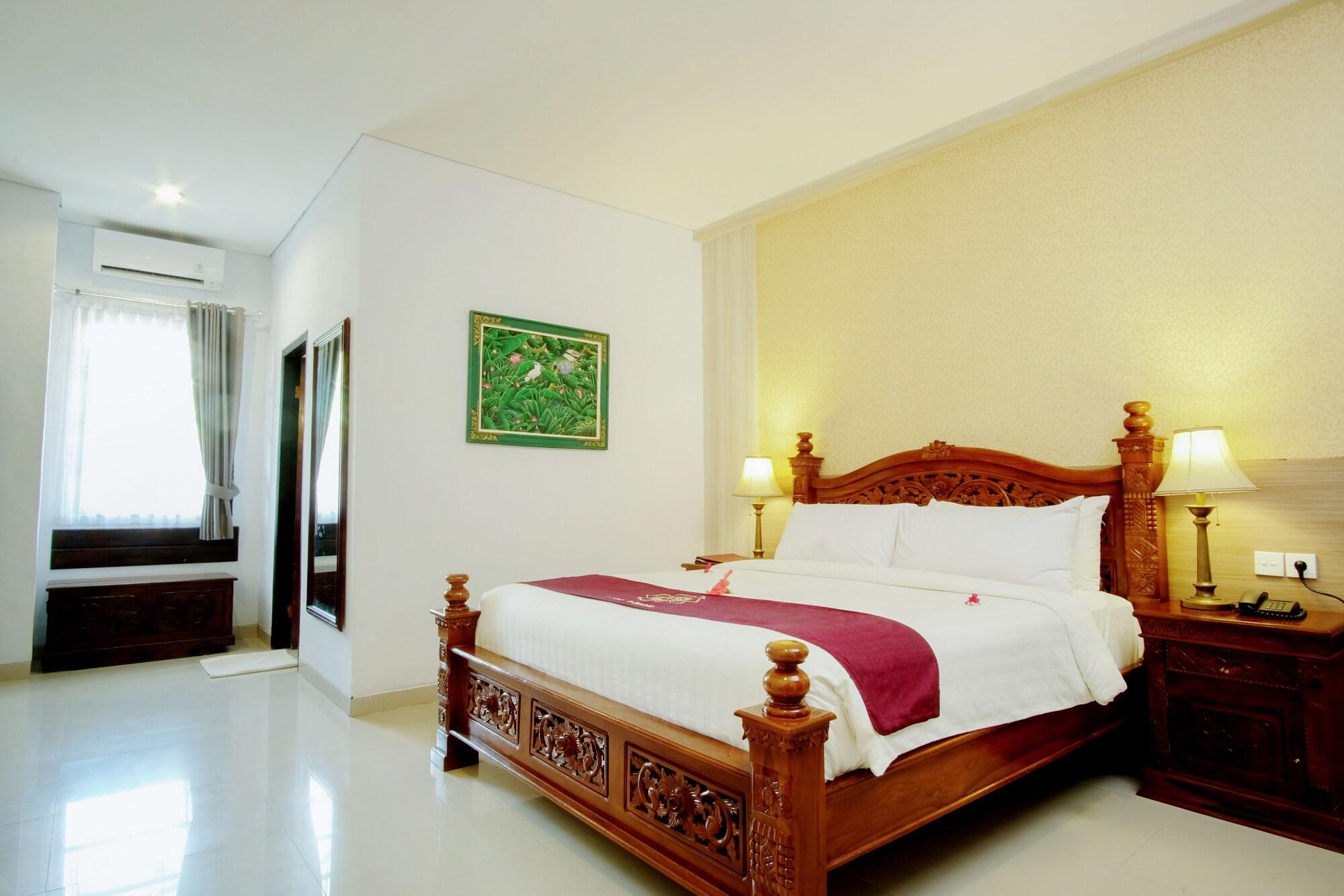 Puri Saron Senggigi Hotel Екстер'єр фото