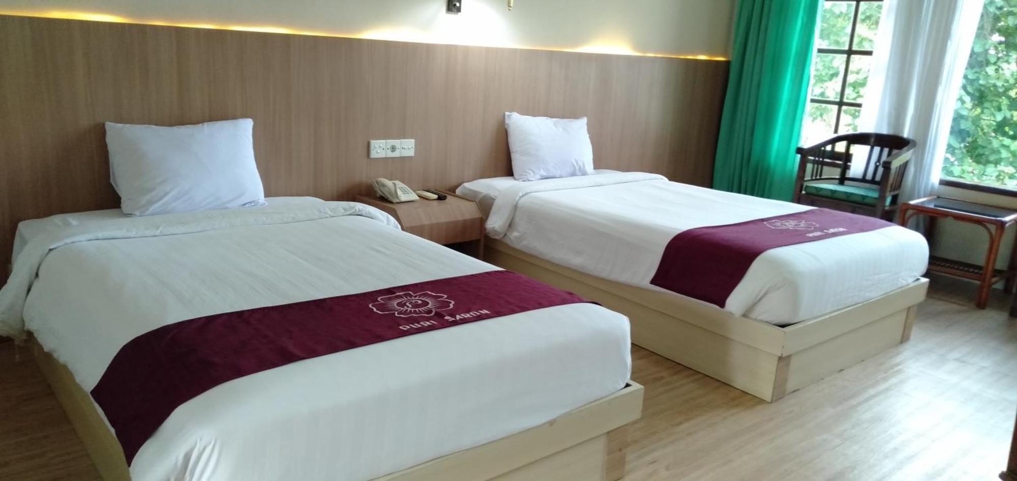 Puri Saron Senggigi Hotel Екстер'єр фото