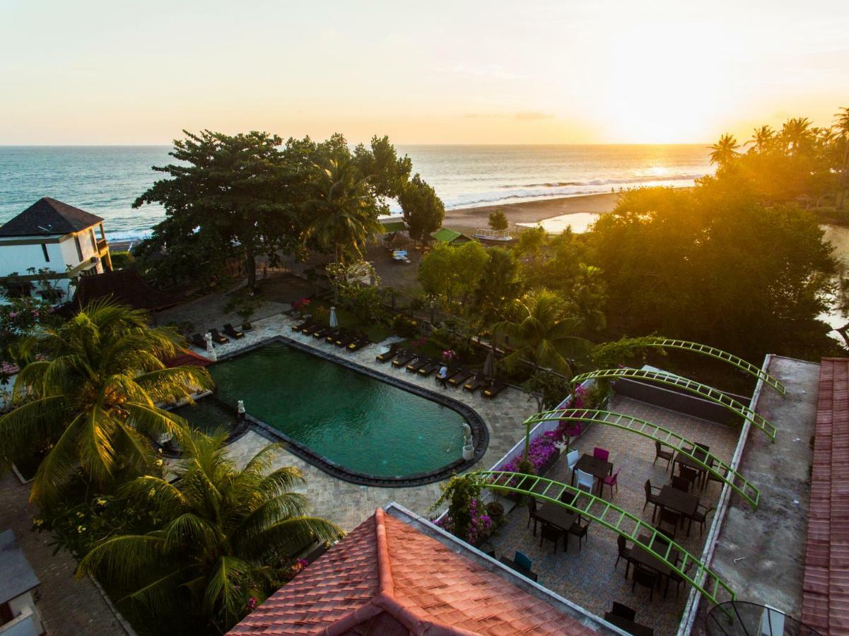 Puri Saron Senggigi Hotel Екстер'єр фото