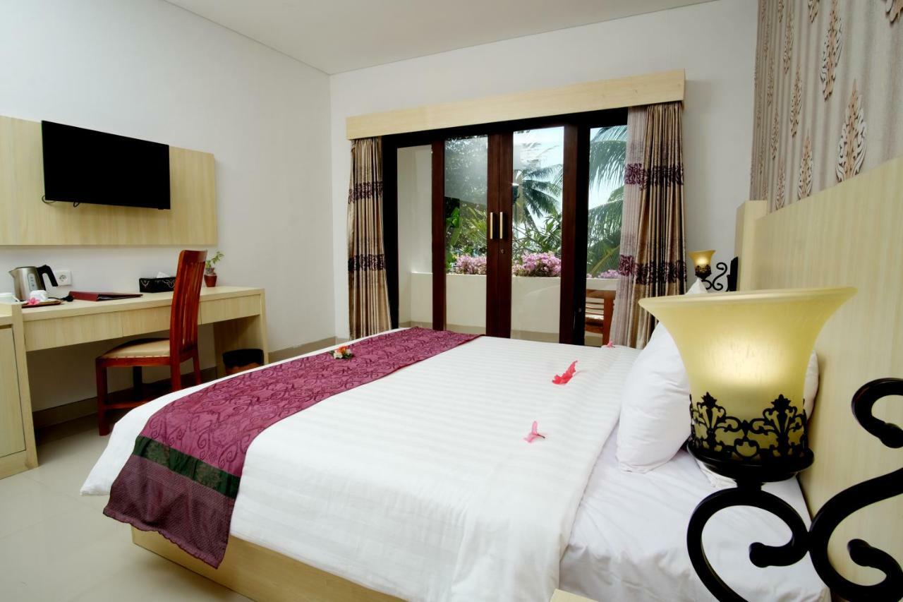 Puri Saron Senggigi Hotel Екстер'єр фото
